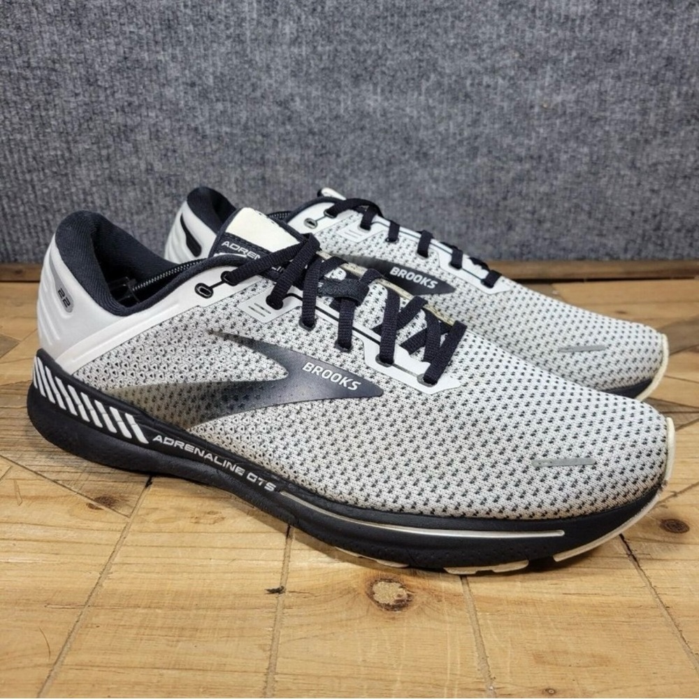 Brooks Adrenaline GTS 22 Black/ Gray/White - Running Shoes